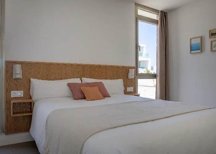 Kora Nivaria Apartman *